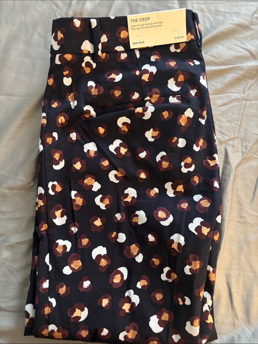 NWT Ann Taylor Crop Pant